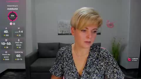 Snapshot of julia_wilsons chatting on December 2024 06:32:01 AM Julia online show from December 2024 06:32:01 AM