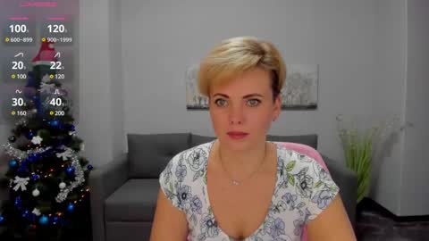 Snapshot of julia_wilsons chatting on December 2024 06:53:02 AM Julia online show from December 2024 06:53:02 AM