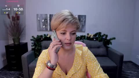 Snapshot of julia_wilsons chatting on January 2025 12:46:02 PM Julia online show from January 2025 12:46:02 PM