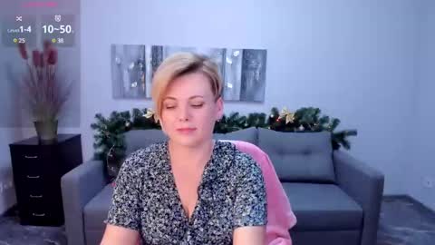 Snapshot of julia_wilsons chatting on January 2025 12:49:01 PM Julia online show from January 2025 12:49:01 PM