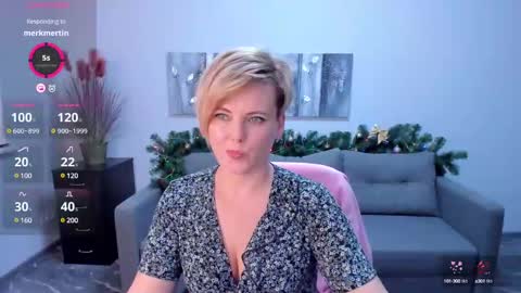 Snapshot of julia_wilsons chatting on January 2025 03:55:02 PM Julia online show from January 2025 03:55:02 PM