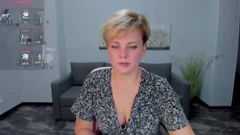 Snapshot of julia_wilsons chatting on January 2025 02:11:01 PM Julia online show from January 2025 02:11:01 PM