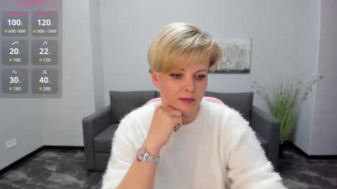 Snapshot of julia_wilsons chatting on January 2025 12:53:01 PM Julia online show from January 2025 12:53:01 PM