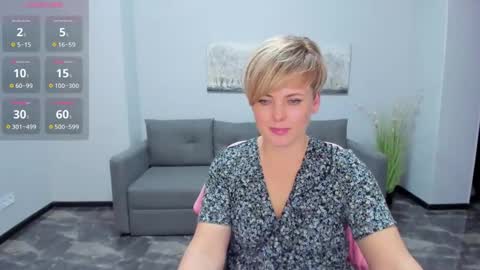 Snapshot of julia_wilsons chatting on February 2025 04:03:01 PM Julia online show from February 2025 04:03:01 PM