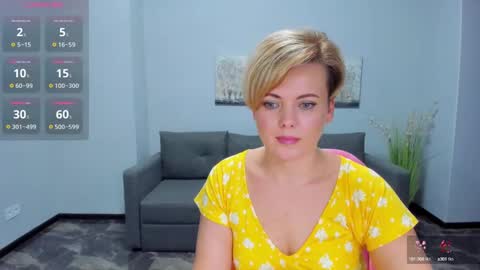 Snapshot of julia_wilsons chatting on February 2025 04:14:02 PM Julia online show from February 2025 04:14:02 PM