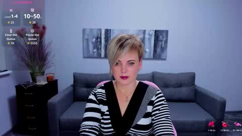 Snapshot of julia_wilsons chatting on December 2025 01:05:02 PM Julia online show from December 2025 01:05:02 PM