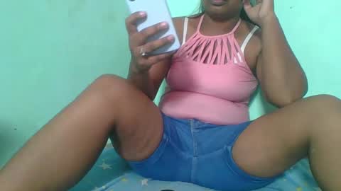 Snapshot of juliah02 chatting on February 2025 05:16:01 AM juliah02 online show from February 2025 05:16:01 AM