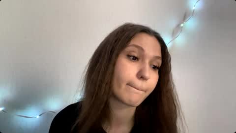 Julia online show from April 2026 10:02:02 AM