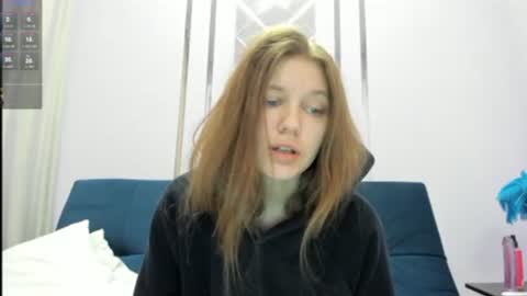 Julia online show from March 2025 05:01:01 AM