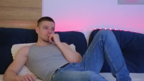 Snapshot of julian_turner chatting on February 2026 09:39:01 AM julian_turner online show from February 2026 09:39:01 AM