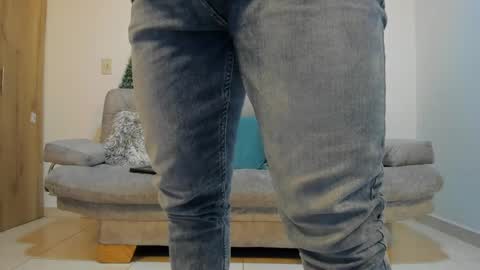 julian_wallace online show from January 2025 02:22:02 AM