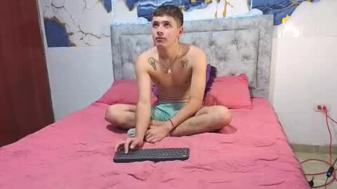 Snapshot of julian_wolf18 chatting on March 2026 05:07:02 PM julian online show from March 2026 05:07:02 PM