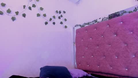 Snapshot of julianacarter chatting on April 2026 08:57:02 PM JulianaCarter online show from April 2026 08:57:02 PM