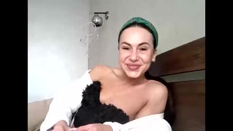 julianagold1 online show from March 2026 12:16:01 PM