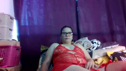 Snapshot of julianaputa chatting on June 2026 12:41:02 PM julianaputa online show from June 2026 12:41:02 PM