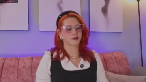 Juliana online show from October 2025 05:11:01 PM