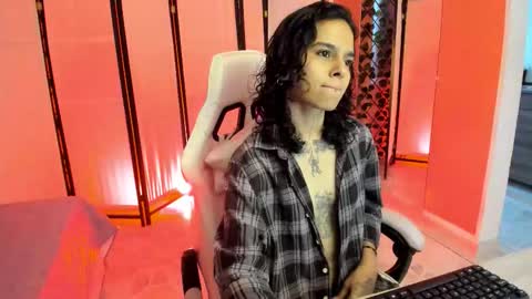 Snapshot of julianne_7 chatting on January 2026 08:34:02 PM julianne_7 online show from January 2026 08:34:02 PM