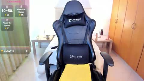 Fernanda online show from January 2025 08:31:02 PM