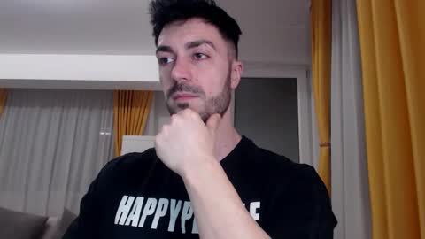 Snapshot of julianroyce chatting on March 2026 12:19:01 AM JulianRoyce online show from March 2026 12:19:01 AM