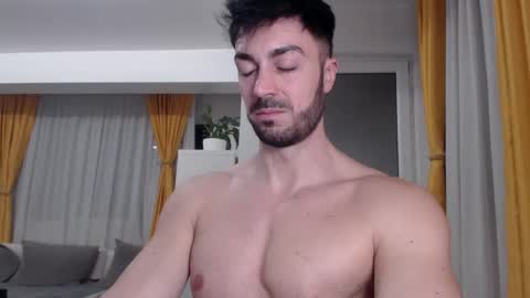 Snapshot of julianroyce chatting on March 2026 11:32:01 PM JulianRoyce online show from March 2026 11:32:01 PM