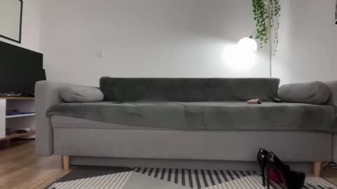 Julia online show from October 2025 01:08:02 AM