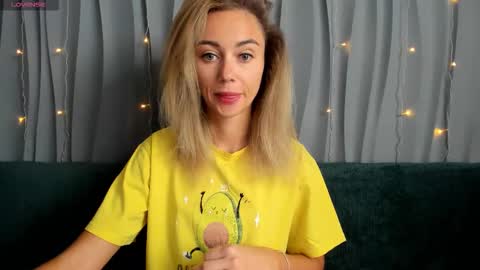 Yulya online show from September 2025 03:17:02 AM