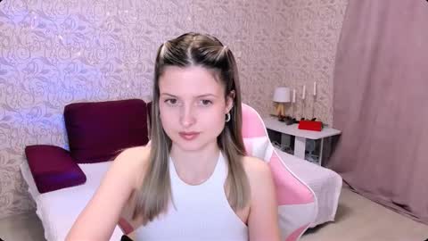 Julie online show from December 2024 04:25:02 PM