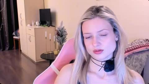 Julie online show from November 2025 02:55:02 PM