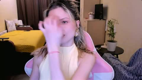 Julie online show from April 2026 02:47:02 PM