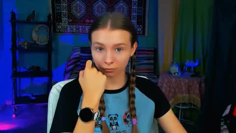 juliedaniel online show from September 2025 04:12:01 AM