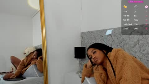 Juli online show from December 2024 12:26:02 AM