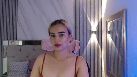 Snapshot of julieta__fox_ chatting on May 2026 03:09:02 PM julieta__fox_ online show from May 2026 03:09:02 PM