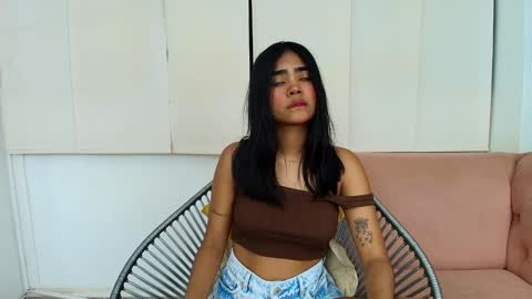 Juli online show from January 2025 07:24:01 PM