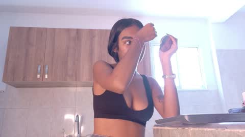 Juli online show from March 2026 07:32:02 PM