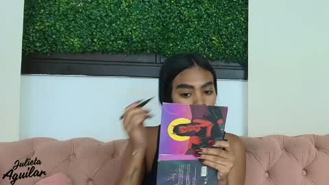 Juli online show from April 2026 09:30:01 PM