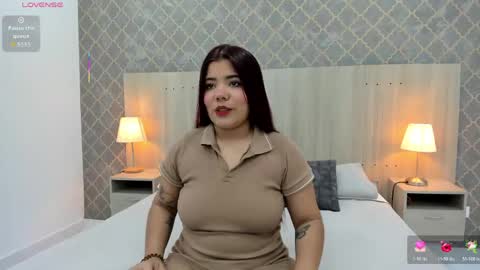 Julieta Robertson online show from April 2026 03:34:02 AM