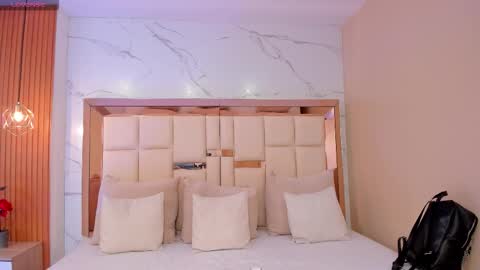     online show from February 2026 10:17:01 PM