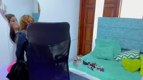 julieta_star69 online show from September 2025 12:40:01 PM