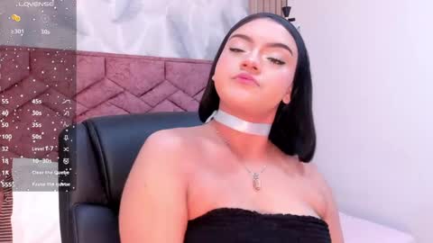 Julieta  online show from April 2026 01:06:02 PM