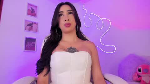 julietabomgv online show from March 2025 12:50:01 AM