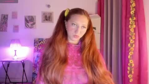 Snapshot of julietacollinss chatting on July 2026 01:19:02 AM Julieta online show from July 2026 01:19:02 AM