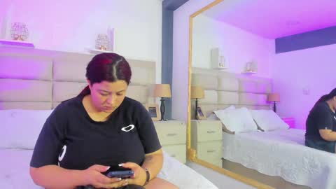 julietakane online show from December 2024 02:25:02 AM