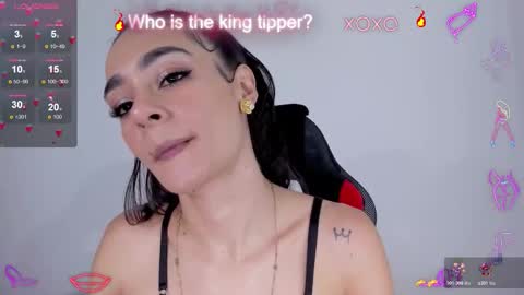 serafelle online show from October 2025 06:40:02 PM