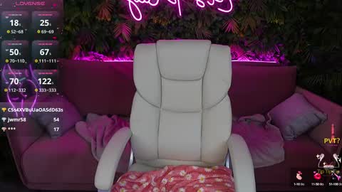 Snapshot of julietdream chatting on February 2025 02:03:02 PM J U L I E T online show from February 2025 02:03:02 PM