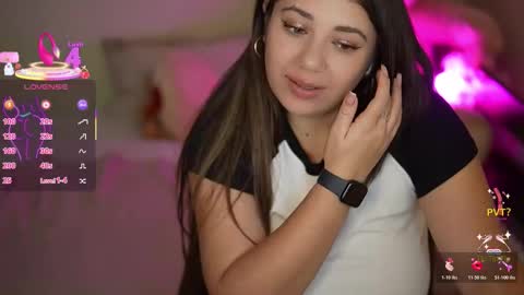 Snapshot of julietdream chatting on November 2025 02:27:01 PM J U L I E T online show from November 2025 02:27:01 PM