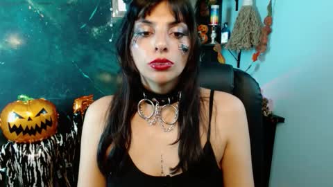 Snapshot of julieth_sex1 chatting on October 2025 02:42:02 AM online show from October 2025 02:42:02 AM