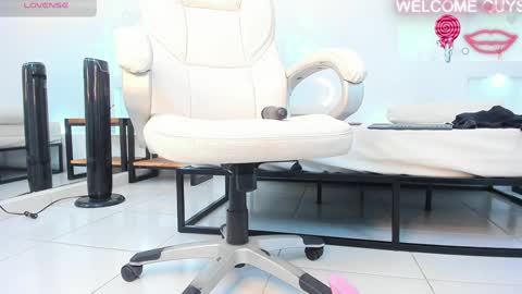 Julietha online show from January 2025 05:13:01 AM