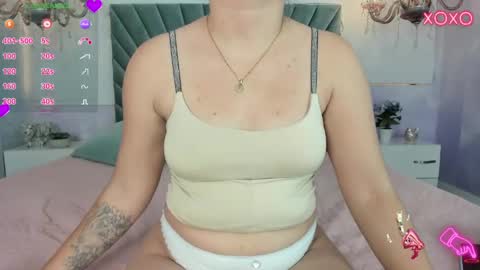 Snapshot of julietsofia chatting on February 2026 08:20:01 PM Juliet online show from February 2026 08:20:01 PM