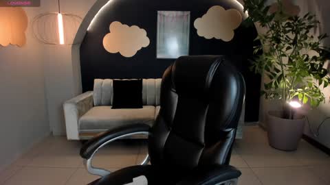 JULIETTA online show from February 2025 07:04:01 PM