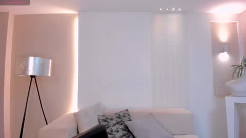 JULIETTA online show from February 2025 12:08:01 PM